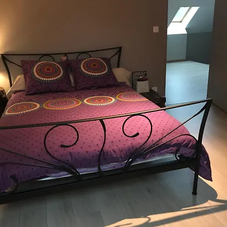 Un Etage Privatise Frühstückspension Pierry